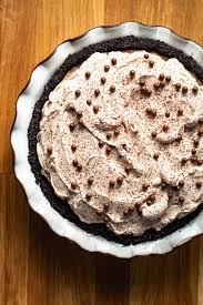 It will be a welcome treat on a hot summer evening and can be the prettiest dessert at the next cookout; Mississippi Mud Pie Everyday Pie