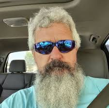 How to identify wild ginseng?