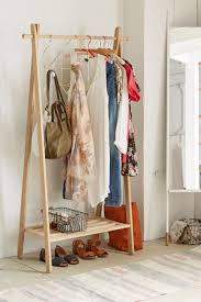 Check spelling or type a new query. Pin By Euregisantos On Camas De Paletes De Madeira In 2021 Wood Clothing Rack Wood Clothes Clothing Rack