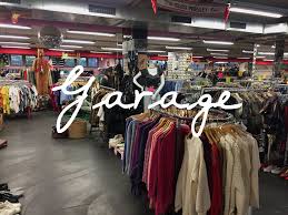 Second Hand Shopping Garage In Berlin Made Of Stil Second Hand Mode Second Hand Shop Kleidung