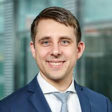 Im rahmen einer bedarfsgerechten beratung ermitteln wir mit ihnen zusammen ihren individuellen versicherungsschutz. Dominik Ertl Prokurist Bereichsleiter Marktunterstutzung Kredit Vr Bank Landsberg Ammersee Eg Xing
