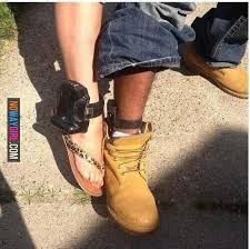 They Can T Be Serious His And Hers Matching Ankle Bracelets Funny Memes Memes Ghetto Red Hot