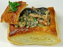 Decouvrez Notre Recette Facile Et Rapide De Feuilletes Aux Escargots Sur Cuisine Actuelle Retrouvez Les Etapes D Recettes De Cuisine Recette Escargot Recette