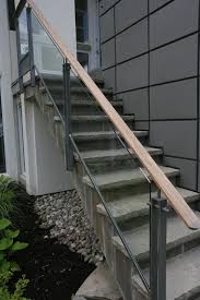 We offer wood spindles, handrails, and preassembled rails. Shower Door Of Canada Inc Glass Showers Glass Railing Glass Stair Railing