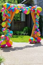 Luau Hawaii Beach Graduation End Of School Party Ideas Photo 3 Of 44 Catch My Party Luau Theme Party Luau Party Decorations Beach Themed Party