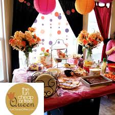 Baby showers can help new parents feel a little less anxious and overwhelmed. Tons Of Ideas For A Fun Cheap Baby Shower Or Party Fun Cheap Or Free