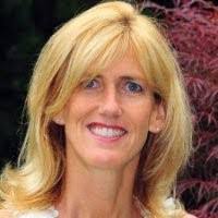 Liz Homan's Instagram, Twitter & Facebook