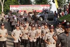 Aku memang tak biasa bergagahan kayak pengusaha beneran. Profesi Dengan Pakaian Berseragam Kerap Disebut Menantu Idaman Ternyata Gaji Polisi Golongan 4 Diganjar Rp5 Juta Tapi Terima Sejumlah Tunjangan Ini Semua Halaman Grid Star