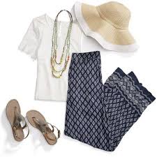 What are the best dresses for women over 60? Casual Outfits For Women Over 60 How To Dress In Your 60s