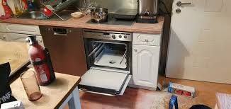 Mit dem lassen sich die meisten brände. Vorsprung Online Brennender Backofen In Wohnung Mit Feuerloscher Geloscht