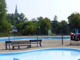 Canicule La Piscine Du Parc De La Durantaye Restera Ouverte Journal Le Nord