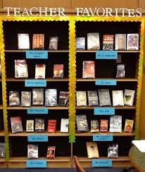 Book Store Looking Book Display School Library Displays School Library Decor Elementary School Library