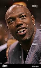 Reynaldo Hill's Instagram, Twitter & Facebook