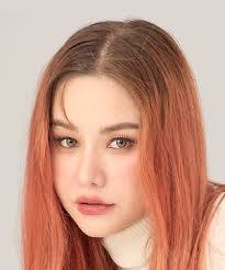 Sami Thai's Instagram, Twitter & Facebook