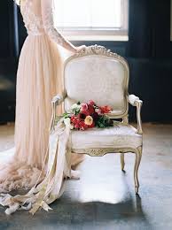 A Vintage Romance Wedding In Candlelight And Silk Vintage Romance Wedding Wedding Photography Styles Fun Wedding Photography