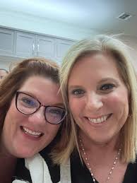 Another awesome Friendsgiving in the books. This year a super fun magician  added to the festivities!! Thank you Dewan Felix & Patricia Felix for being  such amazing hosts!!! 🤟🏻💟🦃