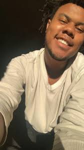 Dwight Squire (@Dwighty40)