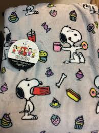 Get the best deals on fleece blankets. Peanuts Snoopy Fleece Throw Blanket 55 X 70 Snoopy