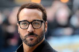Jeremy Piven sounds a lot like his character