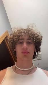 Matthew Mommer's Instagram, Twitter & Facebook