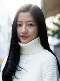 The trailer revealed a lot of information, making people look forward to the two main actors and the plot! Kim Hyun Soo 2000 Dramawiki