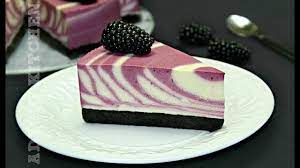 Pentru a se inchega prajitura fara coacere cu iaurt, am adaugat putina gelatina in compozitie. Prajitura Fara Coacere Cu Iaurt Si Mure Adygio Kitchen Youtube