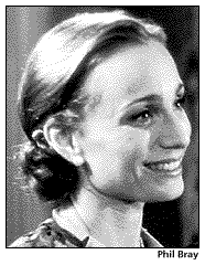 Crowe Sizzles as Rome Burns in Epic 'Gladiator'; An Empire Strikes Back