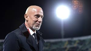 He stood in 1989 and 1990 with sampdoria in europapokafinale cup winners 'cup and 1992 gianluca vialli played 59 times for the italian national team, scoring 16 goals. Harter Typ Gianluca Vialli Besiegt Den Krebs Kicker