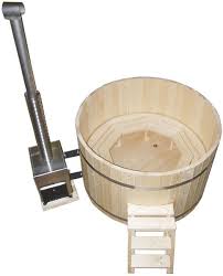 Bei einem solchen projekt sind die mengen an benötigtem material gewaltig. Hot Tube Badezuber Larche Mit Edelstahl Aussenofen Wooden Hot Tub Hot Tub Wood Fire Hot Tub