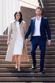 What will happened if prince charles dies before queen elizabeth. What We Know About Meghan Markle And Prince Harry S Future Plans Vogue Paris