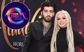 Lol big no to perrie. Zayn Malik Zhavia Win Big At Teen Choice Awards 2019