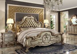 Royalty We Have Some Stuff For Them As Well Traditional Classic Bed Https Www Comfyco Com Grey Bedroom Decor Luxury Bedroom Decor Luxurious Bedrooms