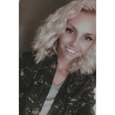 Ellen Gray (@ellengray)