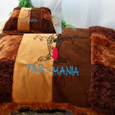 Sama halnya dengan kambing, domba memiliki produktivitas yang baik dari segi performanya, hasil produksinya meliputi bulu. Bantal Bulu Domba X Rasfur Murah 45x35 Karakter Tarzan Mania Perabotan Rumah Di Carousell