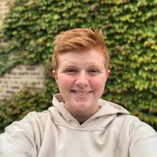 Cabinet intros, Pt. 4! (the final installment) Vice President: Scarlet  Smith Major: Biblical and Theological Studies, with an Urban Studies minor  Year: Sophomore Hometown: Frisco, TX Fun fact: I have a Coca-Cola