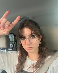 One last thing. Sometimes I fantasize about the utter sense of comfort I  would feel if I were one hundred percent absolutely certain that my hair  looks the way it is supposed