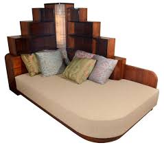 Art Deco Furniture Makes Your House Look Like A Metropolis Set Art Deco Bedroom Interior Deco Art Deco Furniture