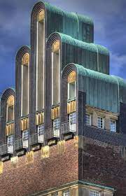 Jahrhundert eine gartenanlage des großherzoglichen hofes und wurde 1833 im stil eines englischen landschaftsparks umgestaltet. The Top Of Institut Mathildenhohe S Hochzeitsturm Wedding Tower In Darmstadt Germany Ph Art Nouveau Architecture Art Deco Buildings Art Deco Architecture