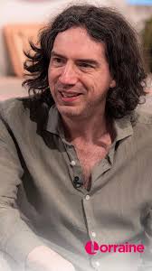 Snow Patrol’s Gary Lightbody shares a touching story about his father  before he passed away.