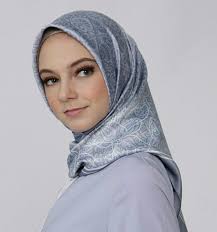 They had a shared vision, which evolved from a small nail salon in cleveland, ohio. 30 Model Zoya Hijab Terbaru Daftar Harga