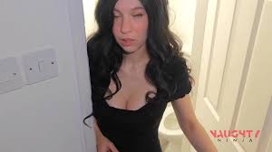 Caught my Friends-Mom naked in the Toilet during a Sleepover - XNXX.COM