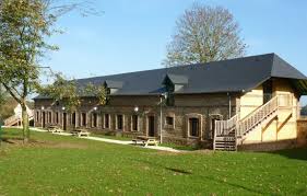 Location Gite De Groupe A Mont Cauvaire N G42015 House Styles House Mansions