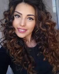 Eye Gvsm Balayage Hair Caramel Dark Curly Hair Colored Curly Hair