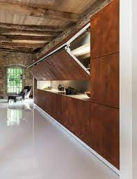 Lumière sur la cuisine allemande haut de gamme qui vous ressemble le showroom imaginé par bernard albalat est une évasion à travers les lieux les plus secrets de vos envies. Cuisine Haut De Gamme Allemande De Design Extraordinaire