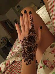 Henna Tattoo Designs The Best Designs For You Inkdoneright Henna Tattoo Kit Henna Tattoo Designs Henna Tattoo