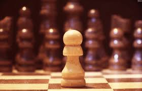 Memang tidak mudah untuk tertawa, kecuali jika ada hal yang lucu. Teladan Yang Bisa Kita Pelajari Dari Pion Dalam Permainan Catur Chess Com