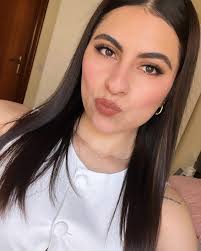 Kely Miranda Arias (@kjma.96) • Threads, Say more