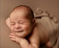 This one makes us weepy 🥹 Megan choose Snohomish Midwives with all of her  babies, starting with her first daughter in 2015. Watching her and David  grow kind, strong girls over the