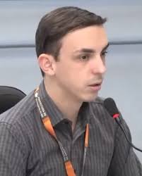 Candidatos às vagas na educação pública municipal de Divinópolis enfrentam  desmandos e falta de organização do secretário de administração