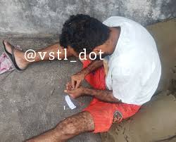 Feeet: HAIRY HOMELESS MAN - ThisVid.com